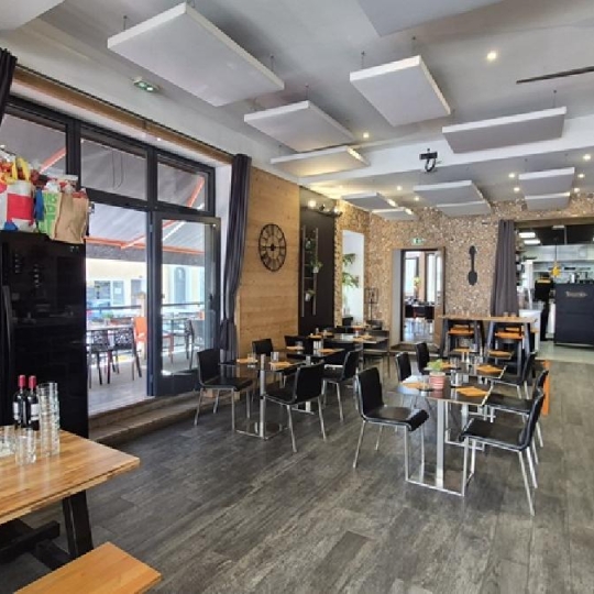  GRIET IMMO : Local / Bureau | LE BOURG-D'OISANS (38520) | 128 m2 | 390 000 &euro; 