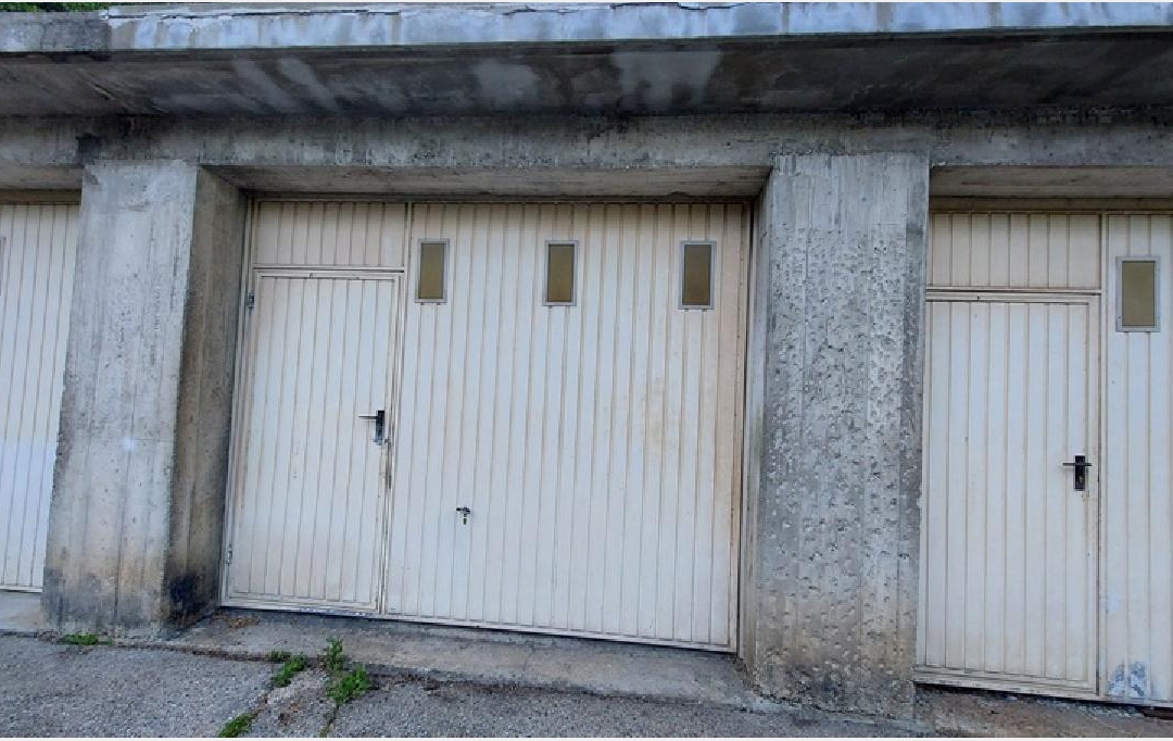 GRIET IMMO : Garage / Parking | ALLEMOND (38114) | 20 m2 | 26 000 € 