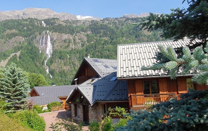 Appartement P5 VAUJANY 147 m2 994 000 € Appartement P5 VAUJANY 147 m2 994 000 €