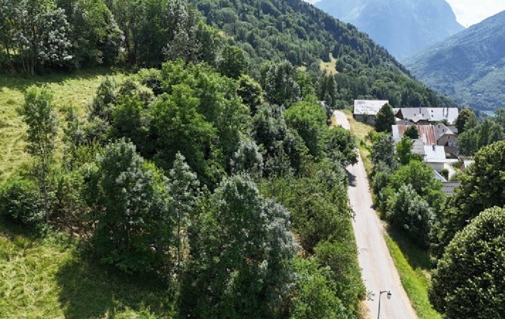 Terrain  OZ  409 m2 157 000 €  Terrain   OZ  409 m2 157 000 €
