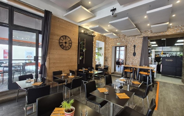  GRIET IMMO Local / Bureau | LE BOURG-D'OISANS (38520) | 128 m2 | 390 000 € 